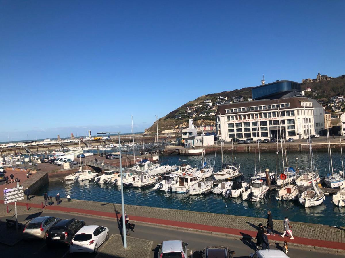 Captain Yoo - Pieds Dans L'Eau - Face Au Port Fécamp Exterior photo